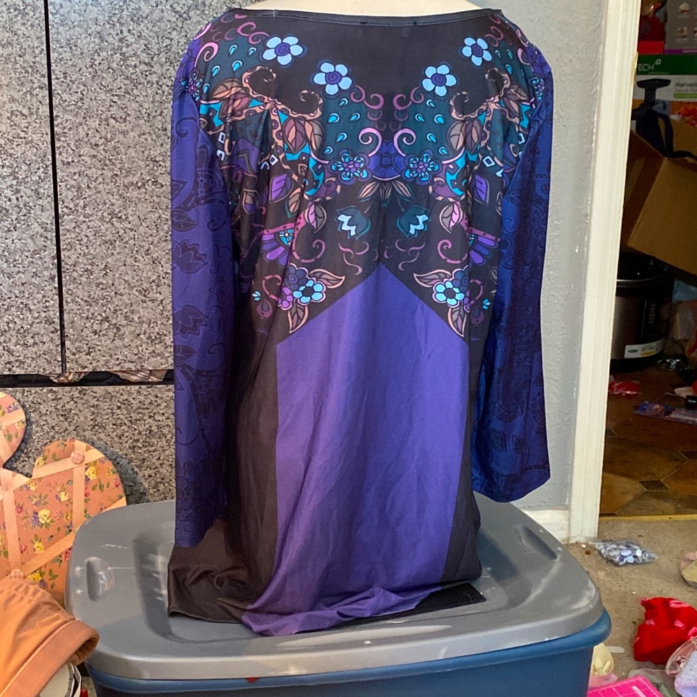 New Lily by Firmiana Purple & Black Floral Color Block S oop Neck Tunic 1X